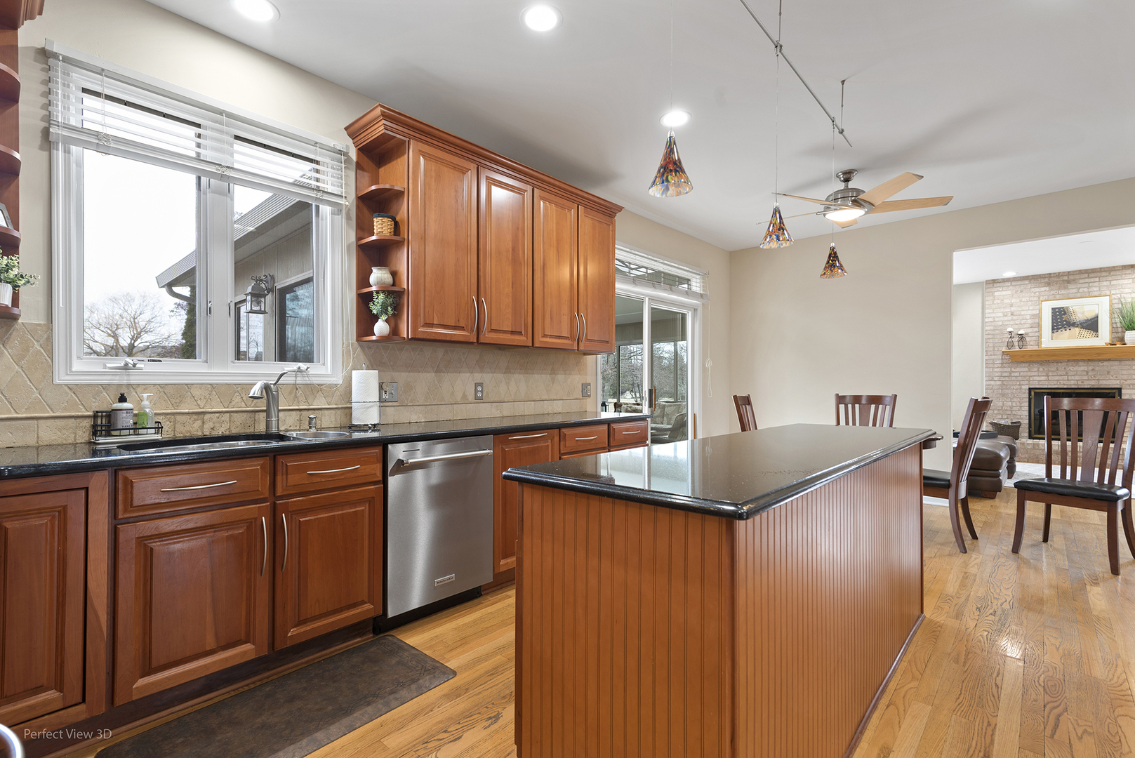 18024 West Pond Ridge Circle Gurnee, IL 60031 - Photo 10 of 36