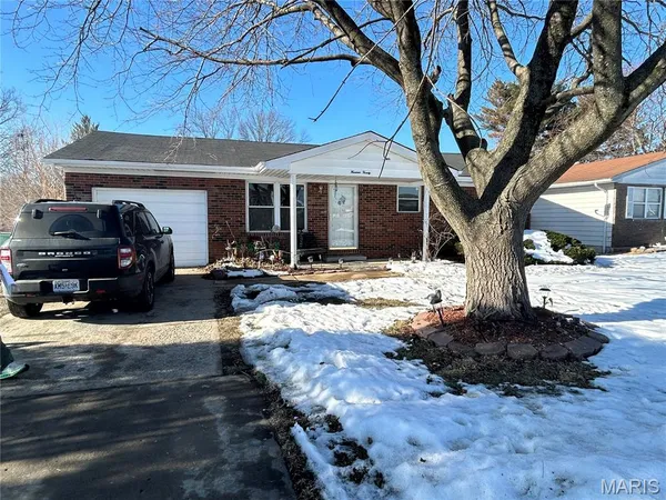 $105,000 | 1420 Doris Avenue, Cahokia, IL 62206