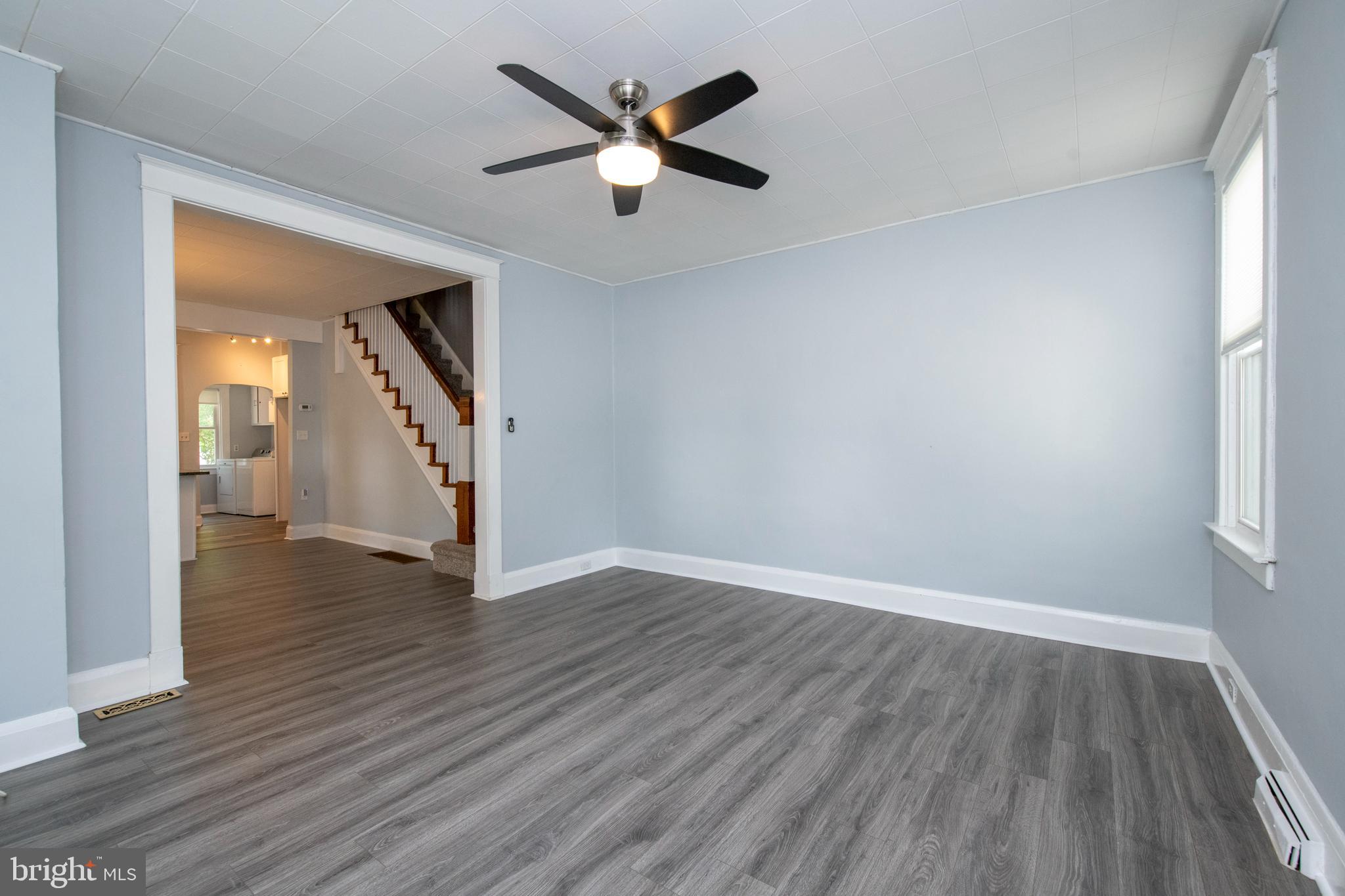 334 Ridge Avenue Towson, MD 21286 - Photo 14 of 40 Main level family room