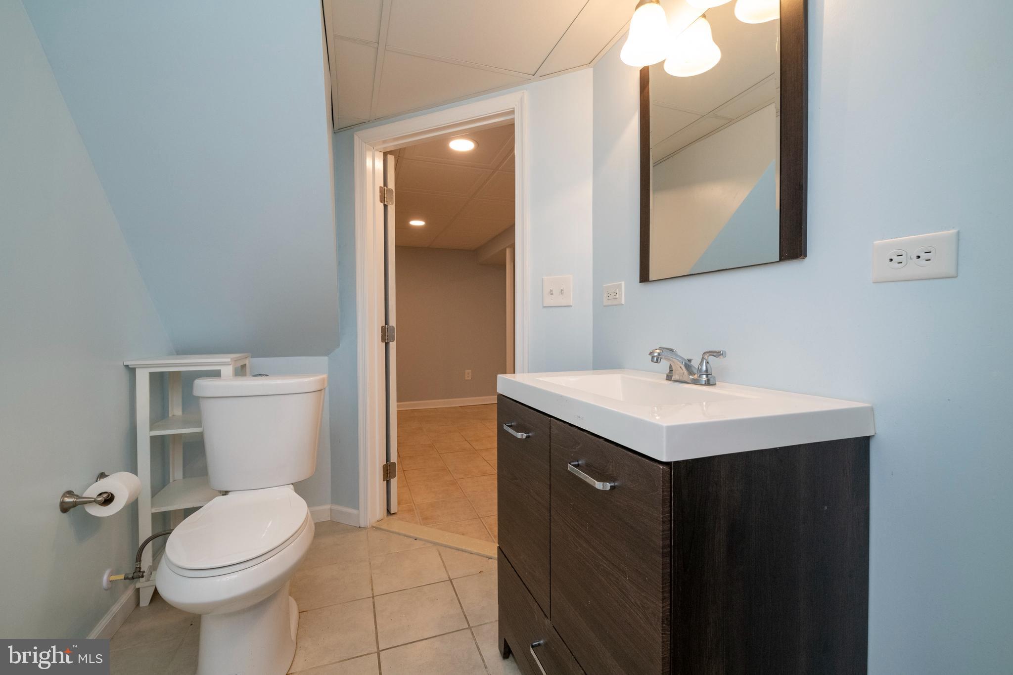 334 Ridge Avenue Towson, MD 21286 - Photo 31 of 40 Lower level full bath