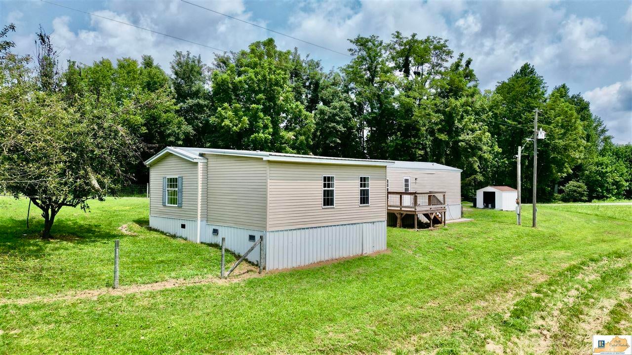 3135 Independence Ridge Road Breeding, KY 42715 - Photo 7 of 49 Gallery Image 7
