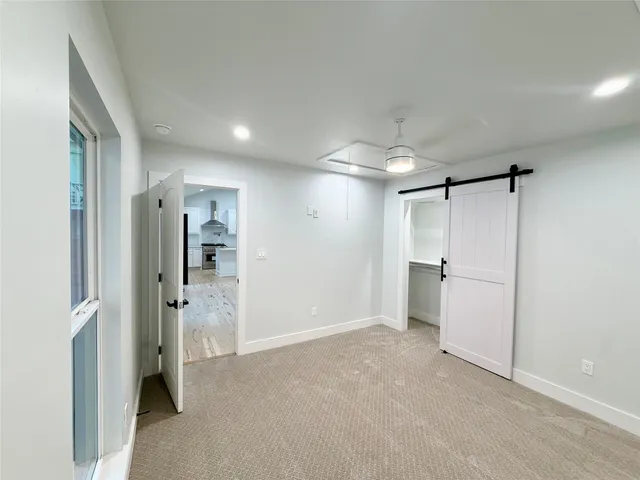 $1,299,080 | 1617 Common Street, Houston, TX 77009