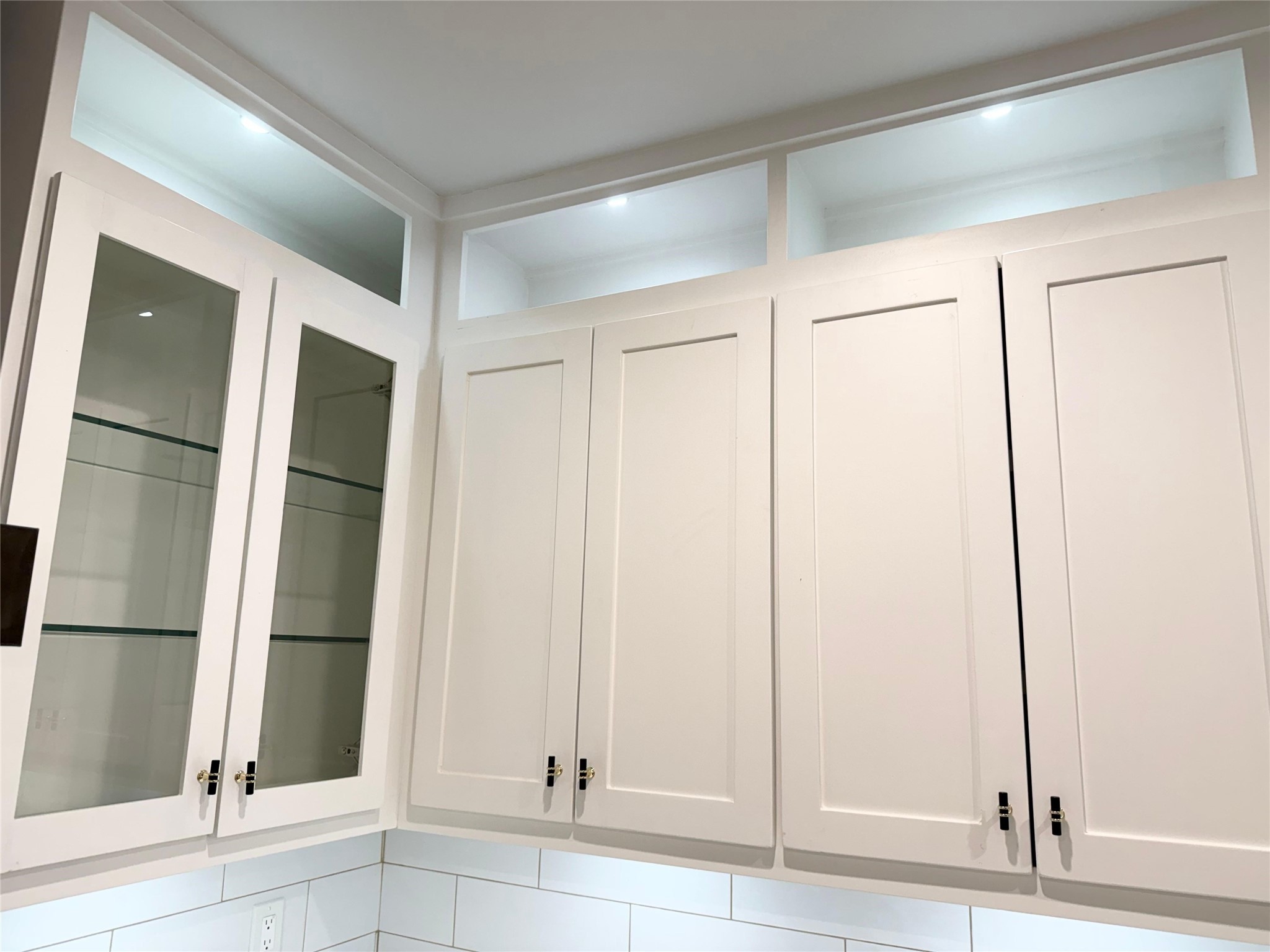 1617 Common Street Houston, TX 77009 - Photo 9 of 50 a view of entry way