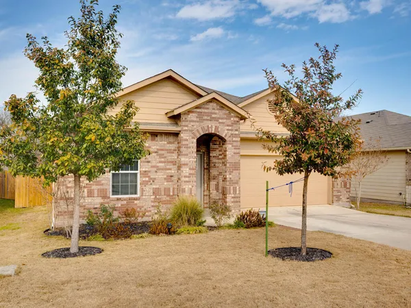 $2,100 | 688 Donegal Lane, Georgetown, TX 78626
