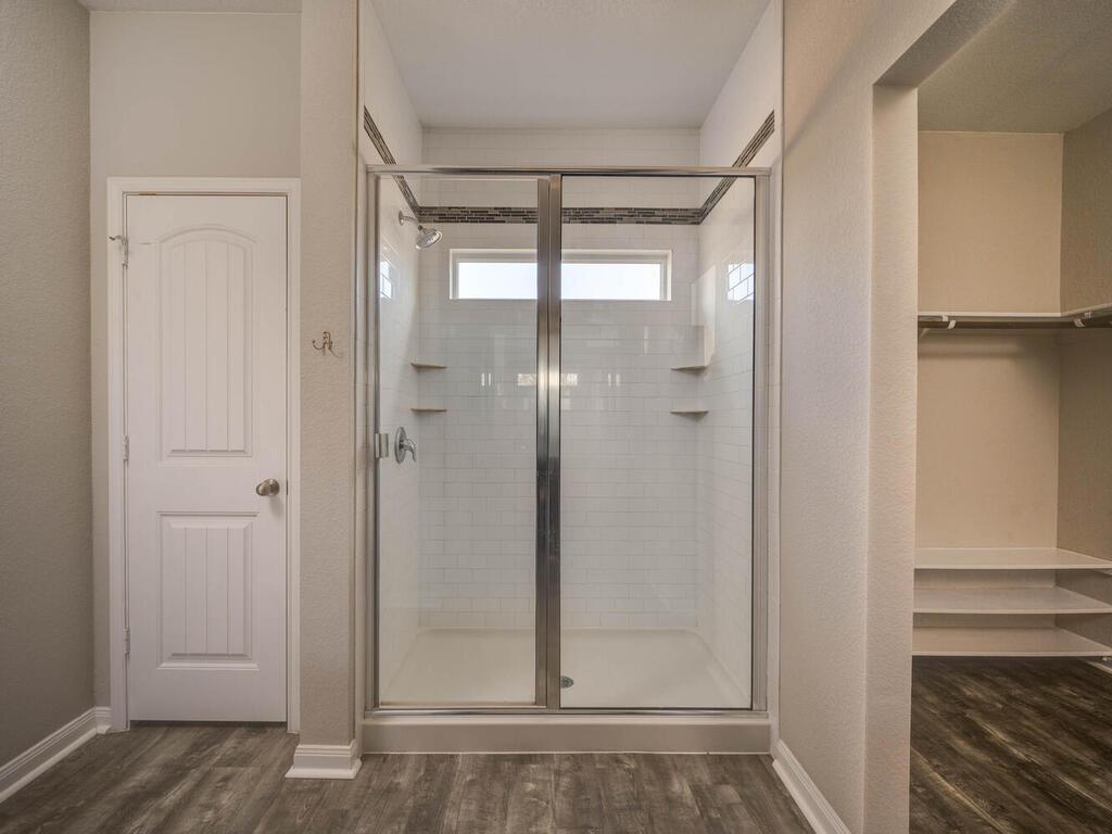 688 Donegal Lane Georgetown, TX 78626 - Photo 20 of 33