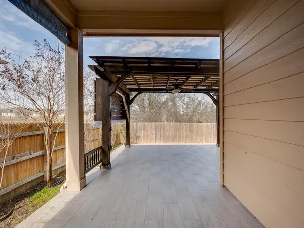 $2,100 | 688 Donegal Lane, Georgetown, TX 78626