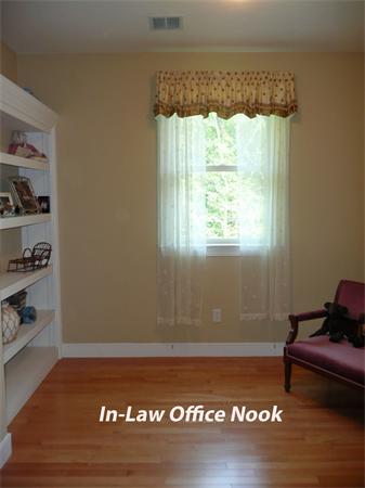 47 Smith Road Rockland, MA 02370 - Photo 9 of 30