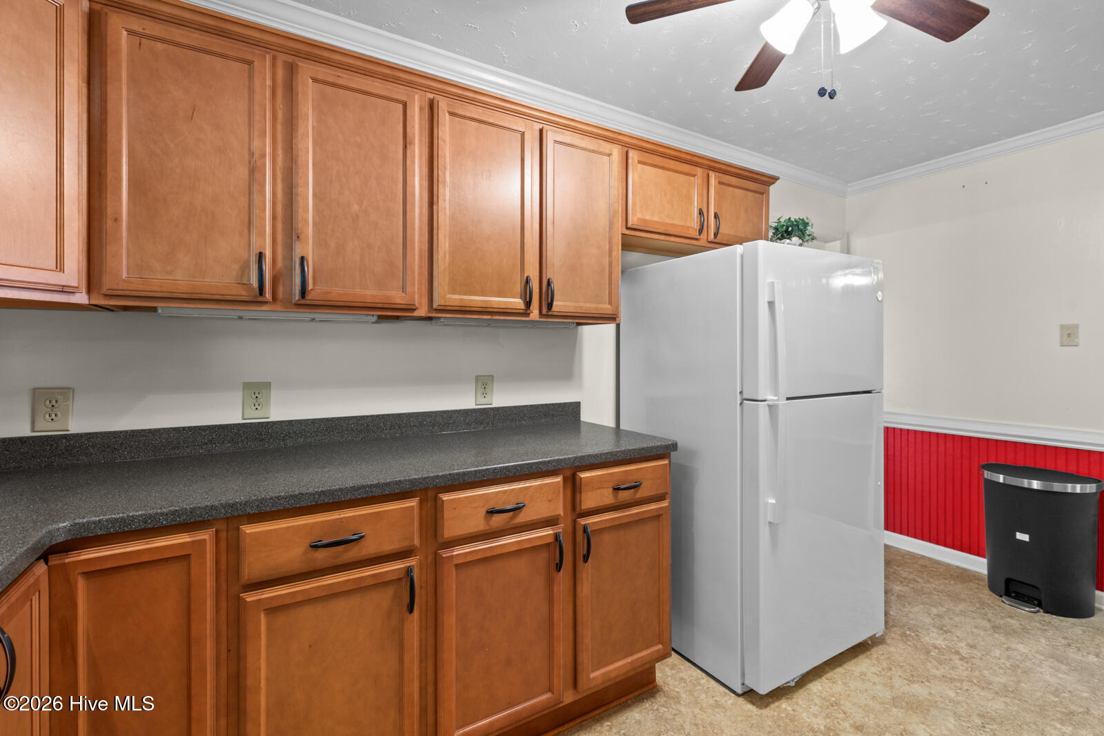 6 Laran Road Jacksonville, NC 28540 - Photo 18 of 41 Upgraded Kitchen Cabinets, Drawers With Soft Close