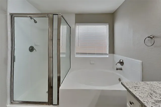 $2,450 | 22723 West Waterlake, Richmond, TX 77406