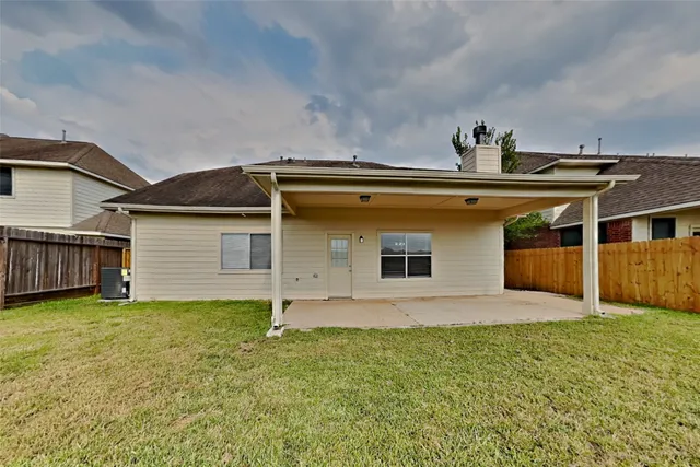 $2,450 | 22723 West Waterlake, Richmond, TX 77406