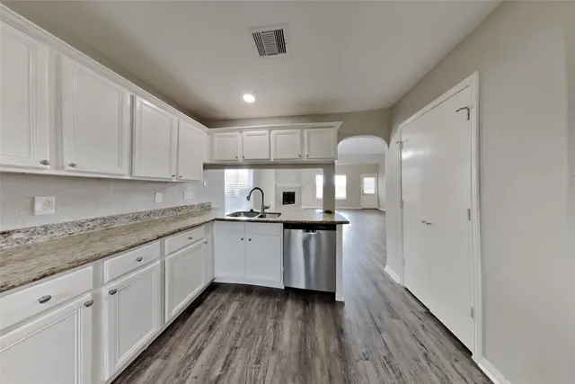 $2,450 | 22723 West Waterlake, Richmond, TX 77406