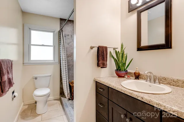 $845,000 | 6334 Jacks Creek Road, Burnsville, NC 28714