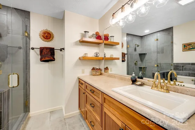 $845,000 | 6334 Jacks Creek Road, Burnsville, NC 28714