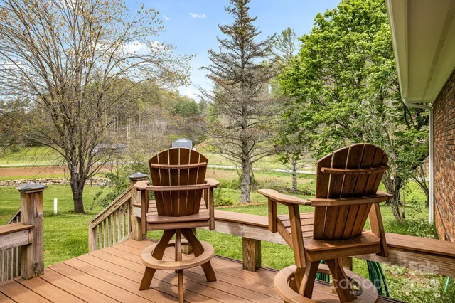 $845,000 | 6334 Jacks Creek Road, Burnsville, NC 28714