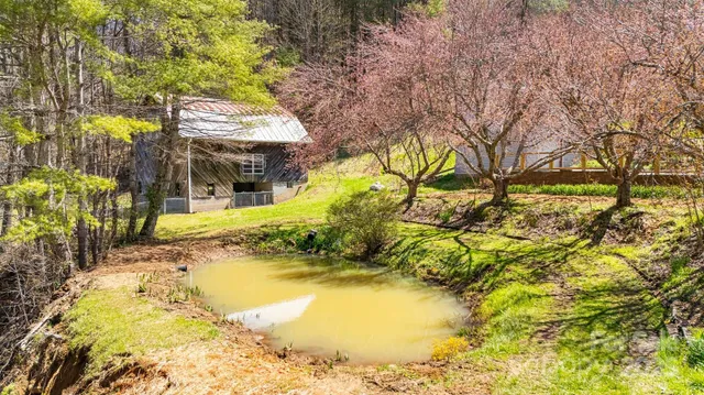 $845,000 | 6334 Jacks Creek Road, Burnsville, NC 28714