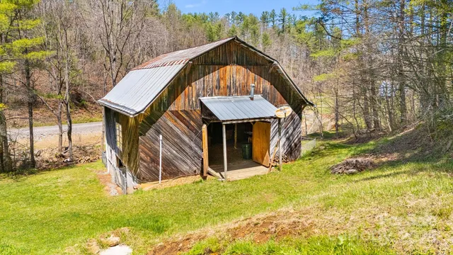 $845,000 | 6334 Jacks Creek Road, Burnsville, NC 28714