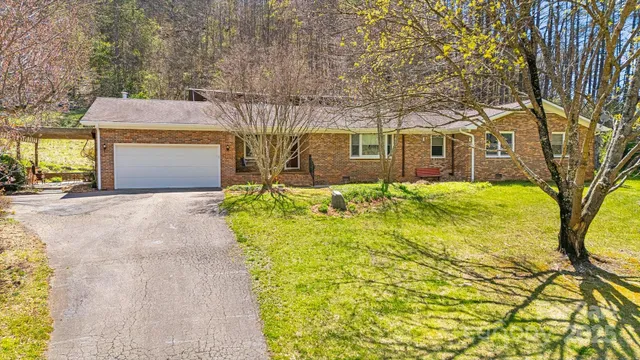 $845,000 | 6334 Jacks Creek Road, Burnsville, NC 28714