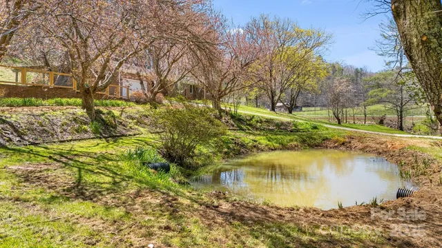 $845,000 | 6334 Jacks Creek Road, Burnsville, NC 28714