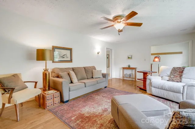 $845,000 | 6334 Jacks Creek Road, Burnsville, NC 28714