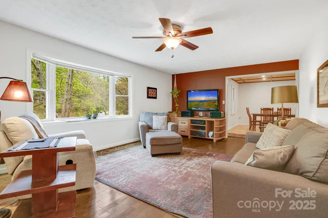 $845,000 | 6334 Jacks Creek Road, Burnsville, NC 28714