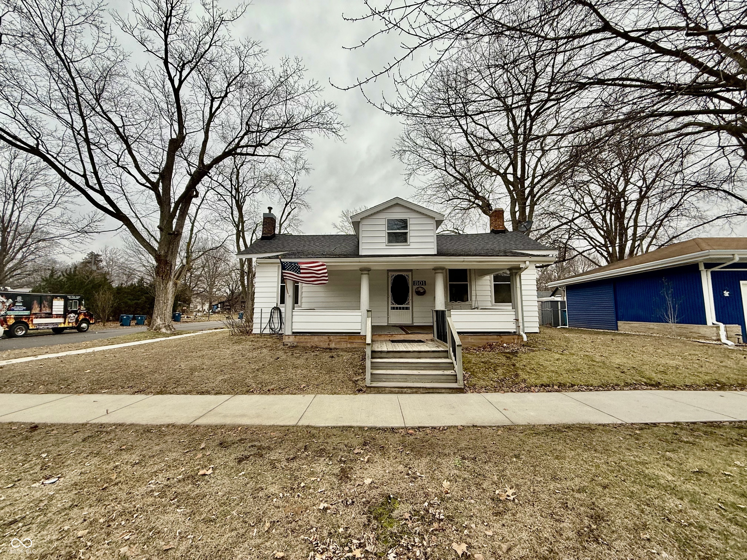 801 Washington Street Covington, IN 47932 - Photo 1 of 18