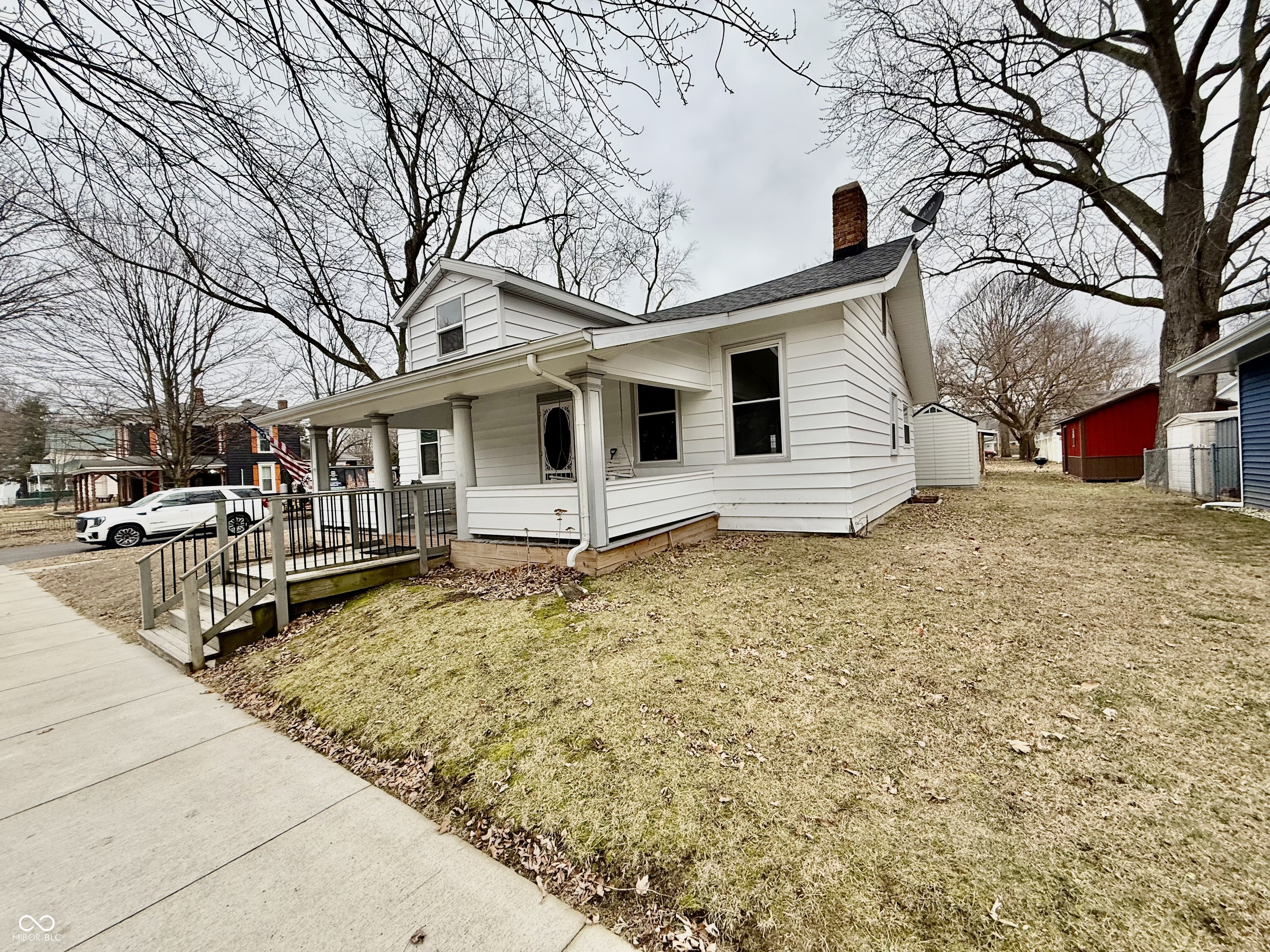 801 Washington Street Covington, IN 47932 - Photo 2 of 18