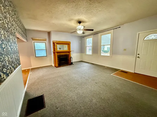 $155,000 | 801 Washington Street, Covington, IN 47932