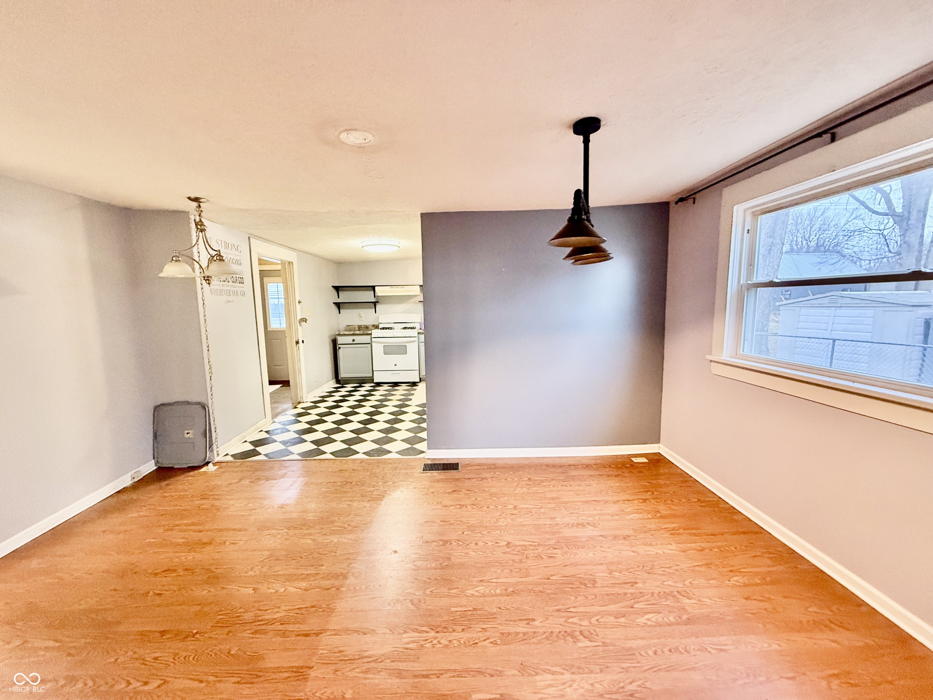 801 Washington Street Covington, IN 47932 - Photo 10 of 18