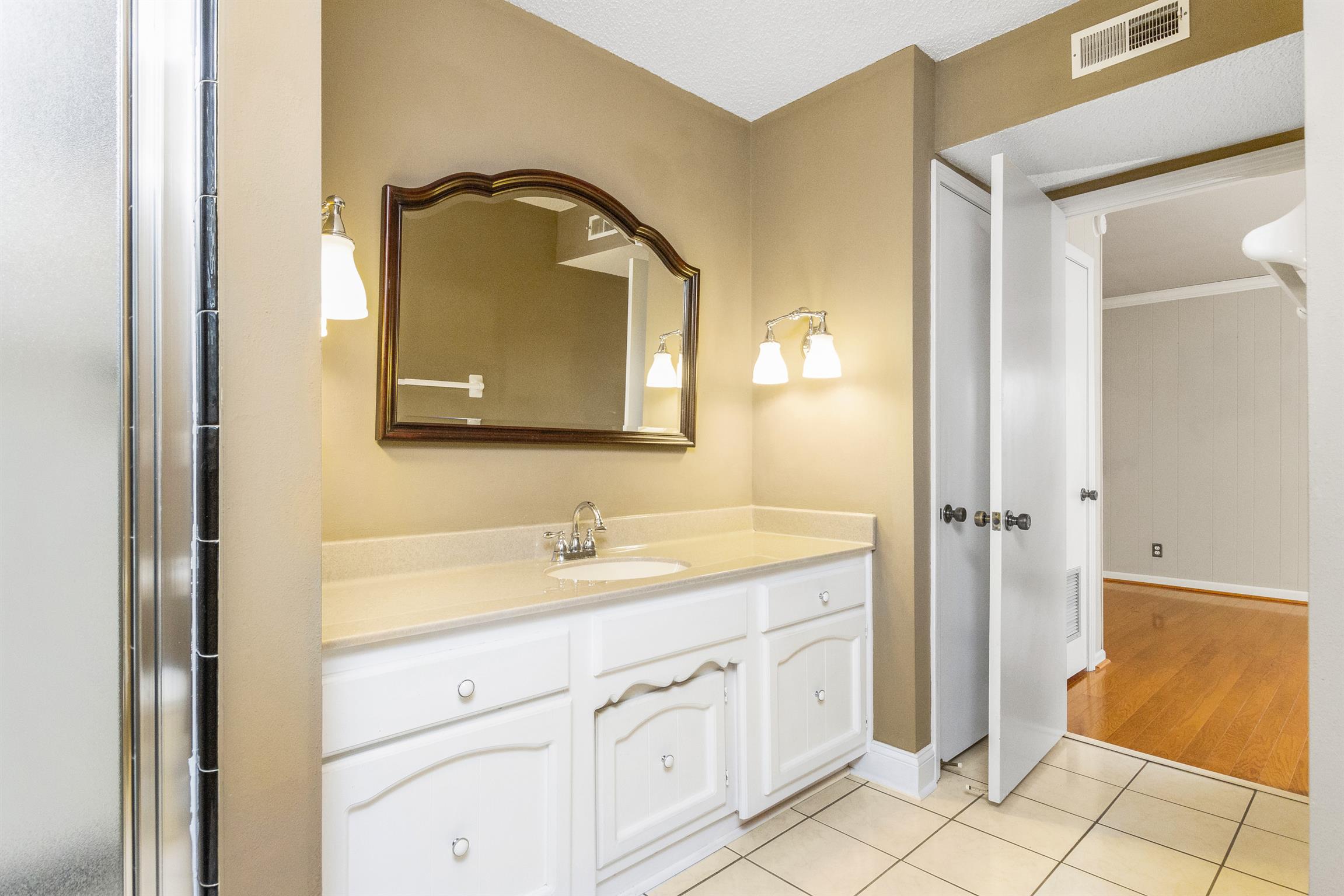 1030 Robertson Road Gallatin, TN 37066 - Photo 16 of 30 Gallery Image 16