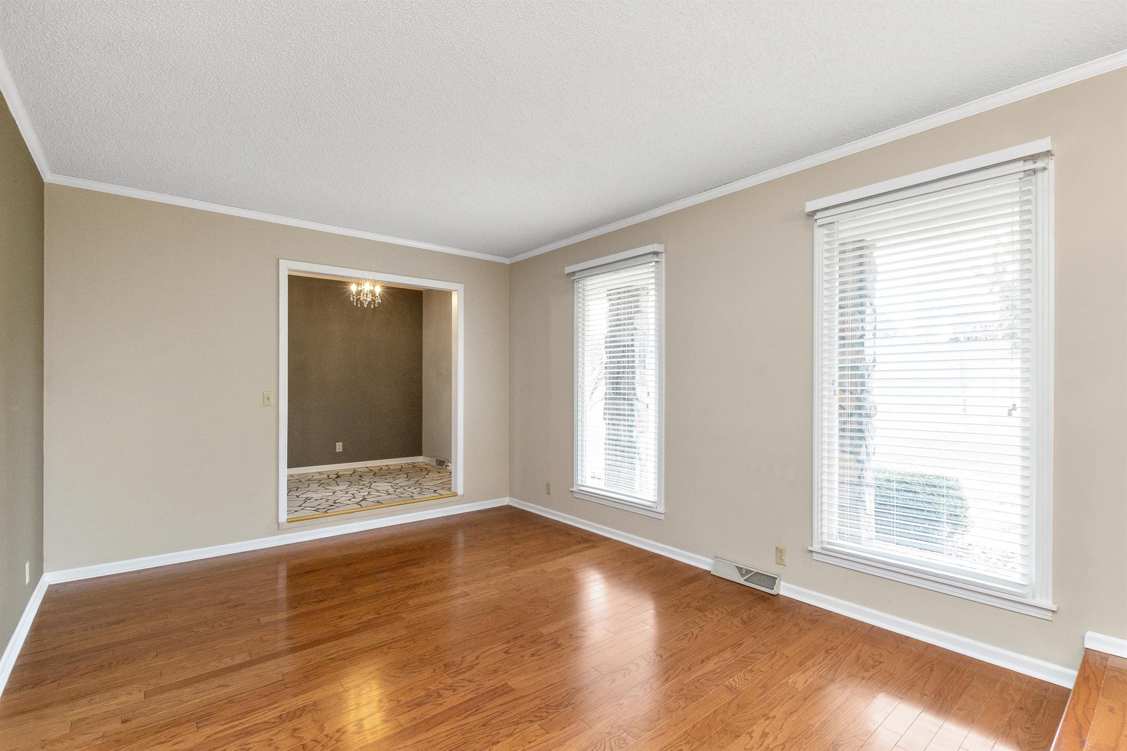 1030 Robertson Road Gallatin, TN 37066 - Photo 4 of 30 Gallery Image 4
