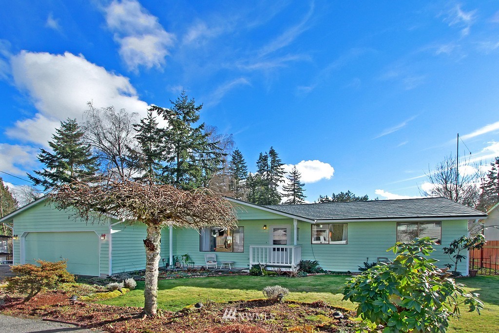 7029 Lower Ridge Road Everett, WA 98203 - Photo 1 of 19