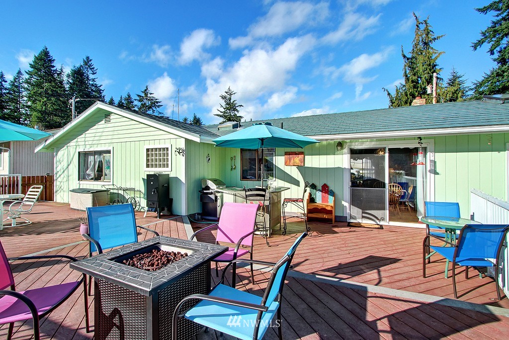 7029 Lower Ridge Road Everett, WA 98203 - Photo 16 of 19