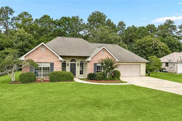 $337,750 | 246 Calumet Drive, Madisonville, LA 70447