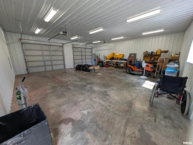 $189,900 | 425 Peak Road, Harrisburg, IL 62946