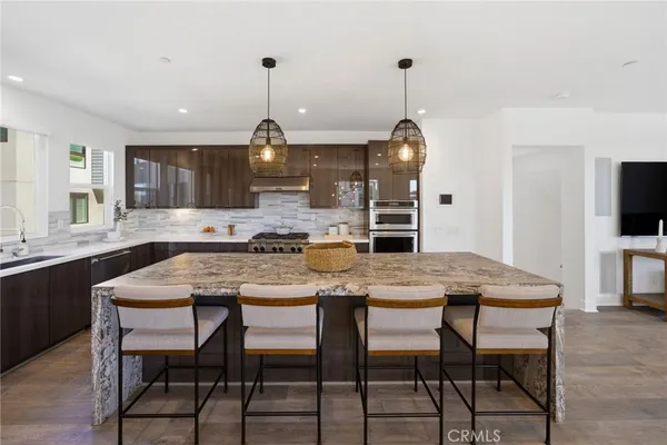 $1,799,000 | 627 Cardiff Reef, Costa Mesa, CA 92627