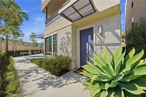 $1,897,500 | 627 Cardiff Reef, Costa Mesa, CA 92627