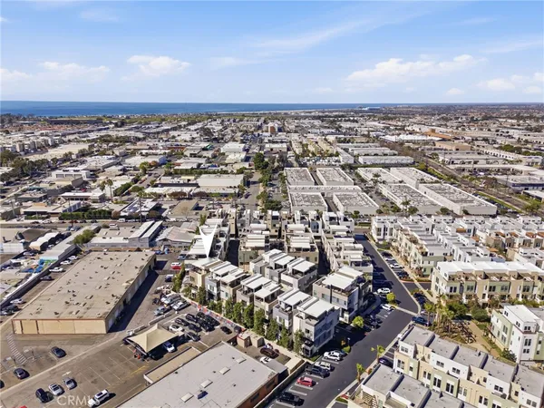 $1,799,000 | 627 Cardiff Reef, Costa Mesa, CA 92627