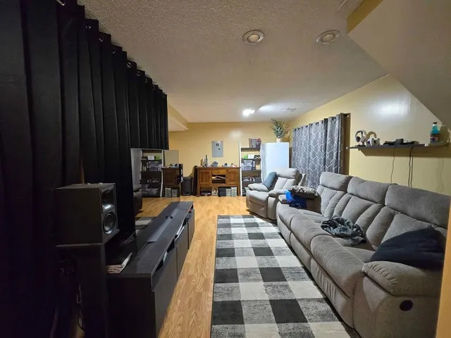 $2,500 | 161 Sunflower Lane, Lino Lakes, MN 55014