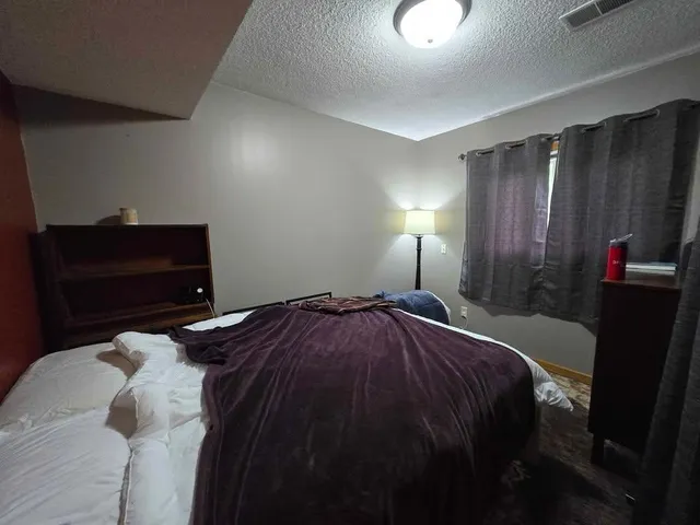 $2,500 | 161 Sunflower Lane, Lino Lakes, MN 55014