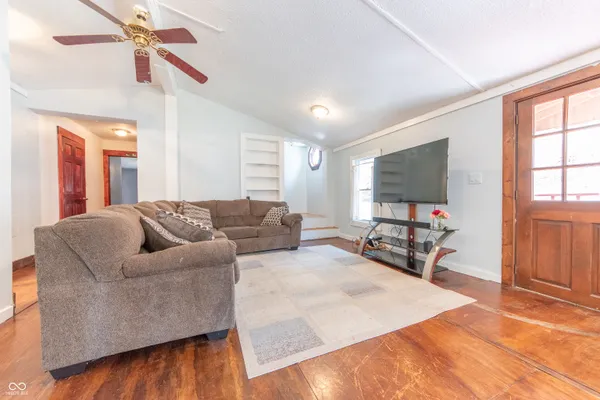 $580,000 | 2854 Shepherd Road, Nashville, IN 47448