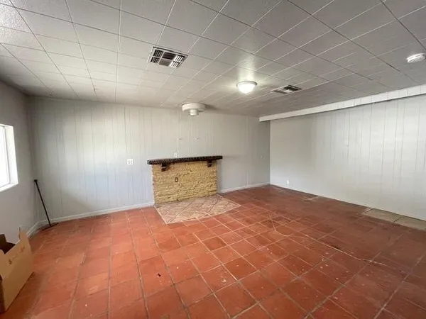 $1,900 | 1066 Burkshire Drive, Corpus Christi, TX 78412