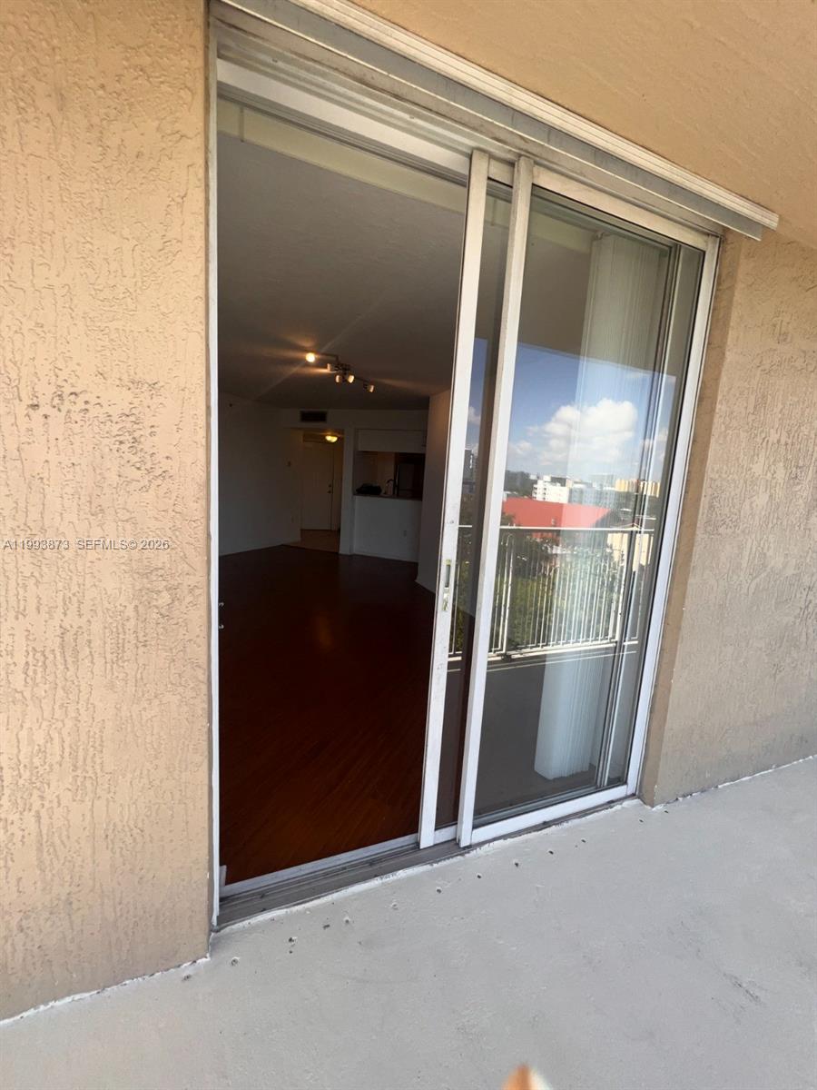 102 Southwest 6th Avenue, Unit 508 Miami, FL 33130 - Photo 18 of 27