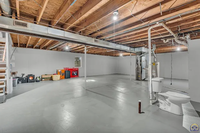 $175,000 | 354 Anderson Street, Rossville, KS 66533