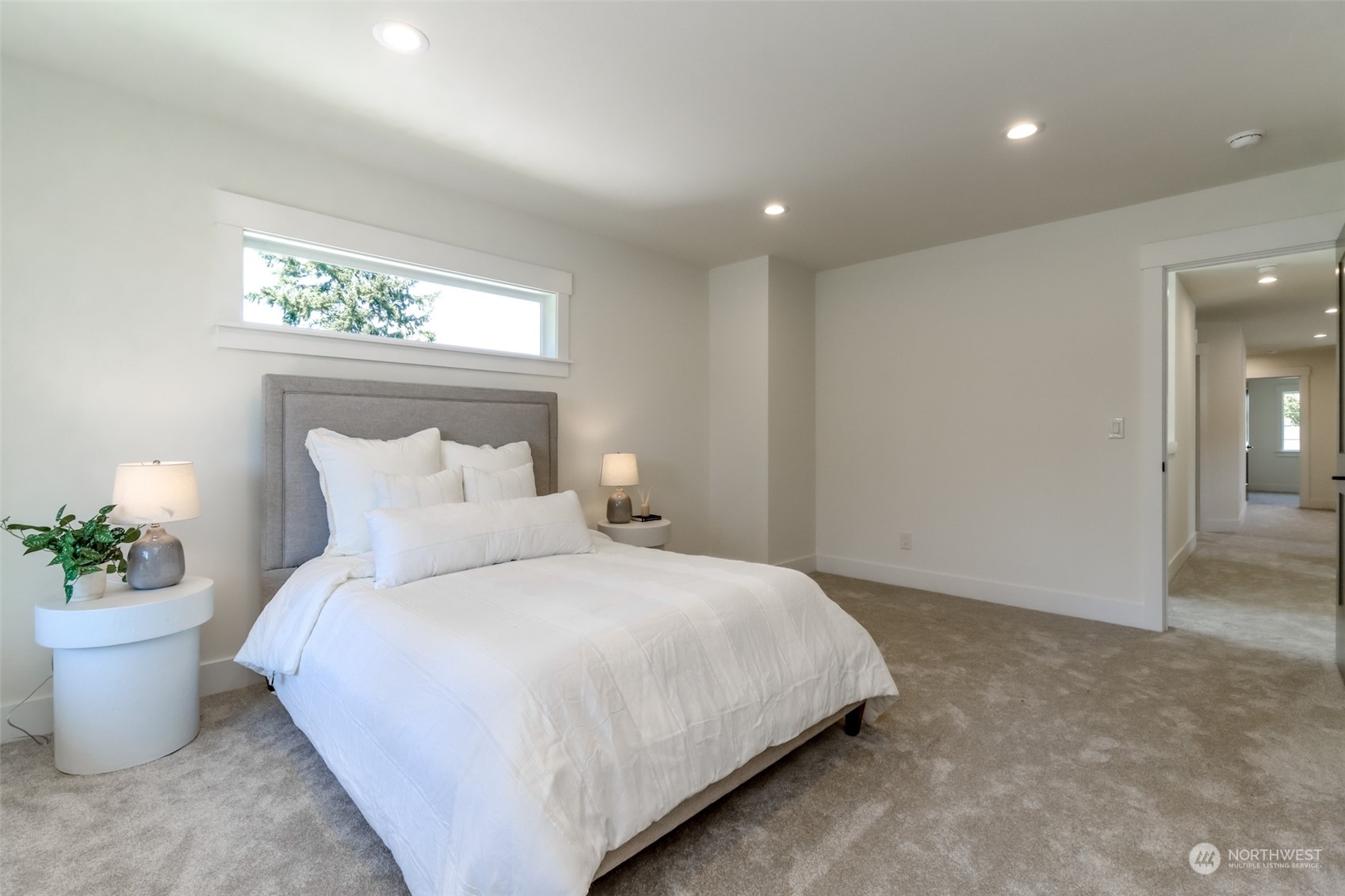 10448 3rd Avenue Southwest Seattle, WA 98146 - Photo 27 of 37