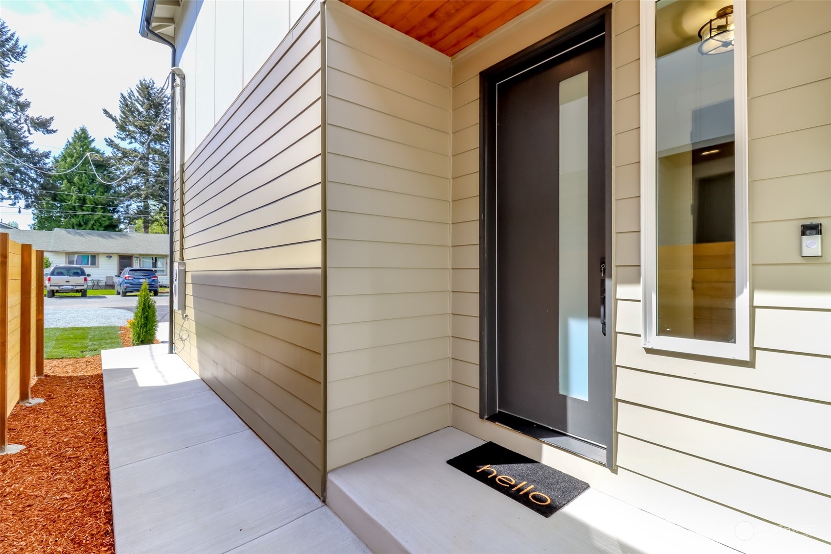 10448 3rd Avenue Southwest Seattle, WA 98146 - Photo 3 of 37