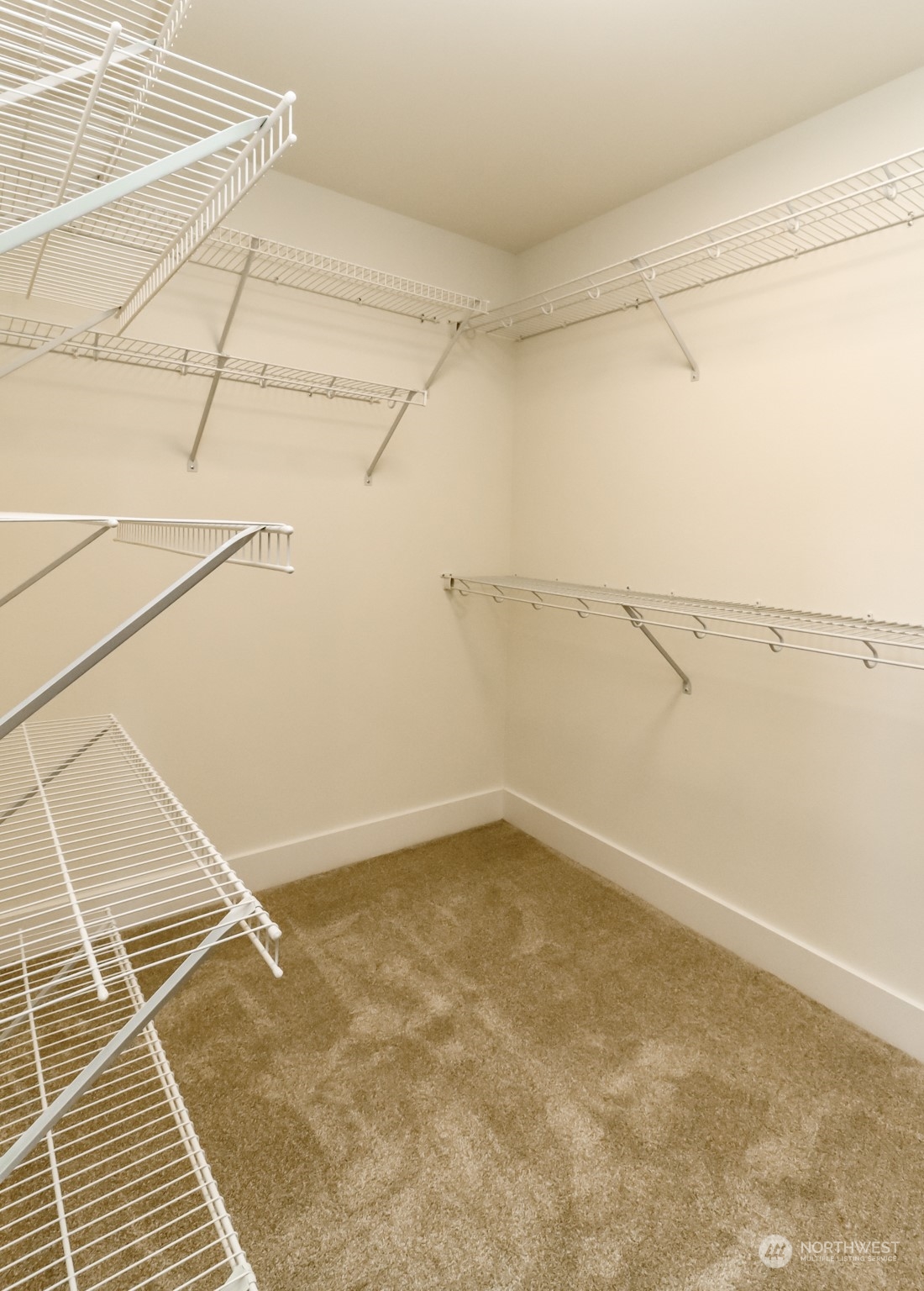 10448 3rd Avenue Southwest Seattle, WA 98146 - Photo 31 of 37