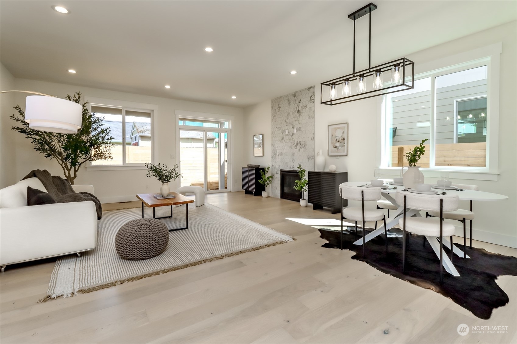 10448 3rd Avenue Southwest Seattle, WA 98146 - Photo 10 of 37