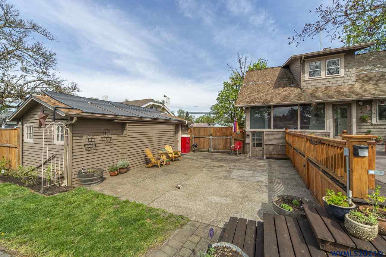 573 Southwest Levens Street Dallas, OR 97338 - Photo 40 of 42 Gallery Image 40