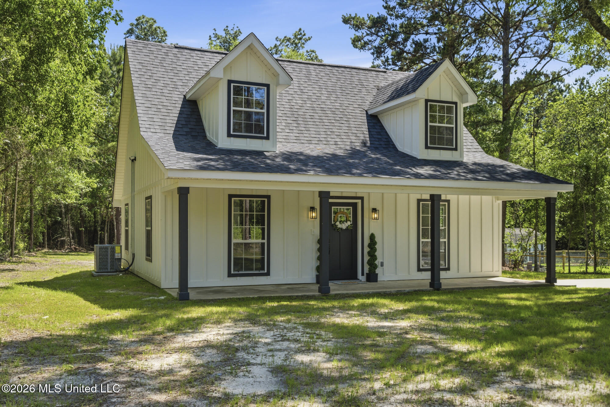 19601 West Wortham Road Saucier, MS 39574 - Photo 2 of 34 3_ghubphoto_008
