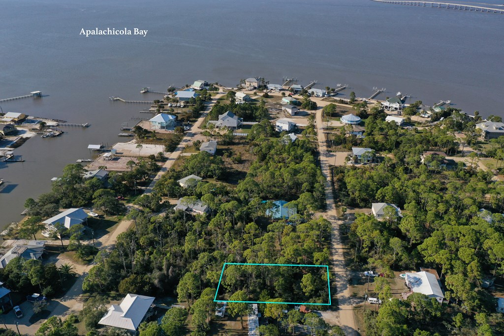 308 Howell Street St. George Island, FL 32328 - Photo 5 of 20